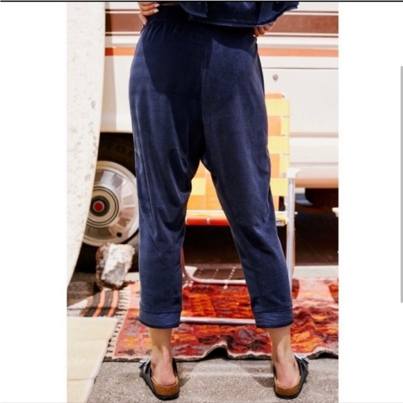 FP Movement Let It Go velour set - Picture 4 of 7